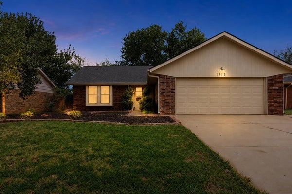 1815 N BRIARWOOD ST, STILLWATER, OK 74075 - Image 0f8cd51c7ac506c5c2dcbfb593bcf2d8/2004323773