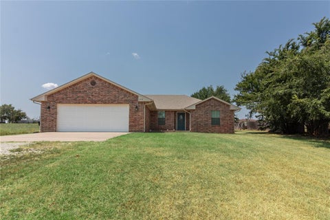 Photo of 2755 S County Line Avenue, Blanchard, OK 73010 (MLS # 1243649)