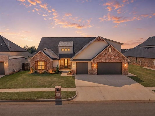 3309 SUGAR MAPLE WAY, OKLAHOMA CITY, OK 73179 - Image 1009ee67095334bbd43fcba6727ae155/1543545454
