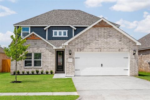 Photo of 3104 Evyn Boulevard, Yukon, OK 73099 (MLS # 1220072)