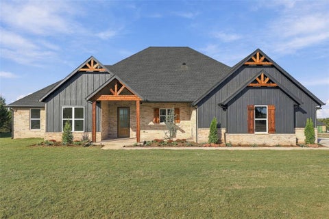 Photo of 9301 Elisabeth Drive, Guthrie, OK 73044 (MLS # 1255240)