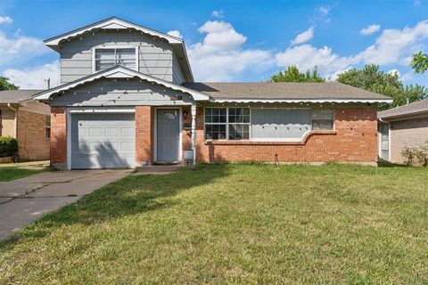 Photo of 3001 SW 61st Street, Oklahoma City, OK 73159 (MLS # 1229042)