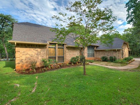 Photo of 3360 Allspice Run, Norman, OK 73026 (MLS # 1238718)
