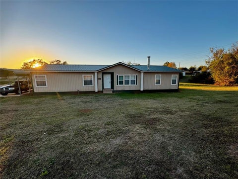 Photo of 260 S Schley Avenue, Leedey, OK 73654 (MLS # 1252832)