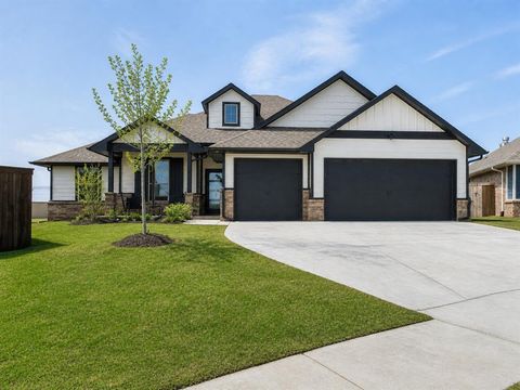 Photo of 3629 NW 190th Street, Edmond, OK 73012 (MLS # 1228219)