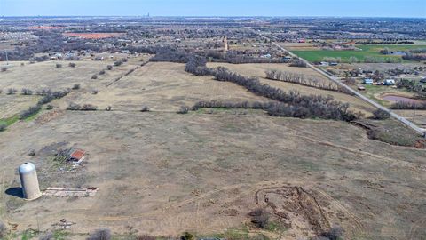 Photo of 12915 SW 44th Street, Mustang, OK 73064 (MLS # 1189694)