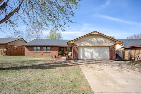 Photo of 1119 W Johnathan Way, Mustang, OK 73064 (MLS # 1220420)