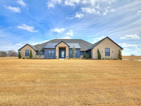Photo of 1353 High Meadow Lane, Goldsby, OK 73093 (MLS # 1201658)