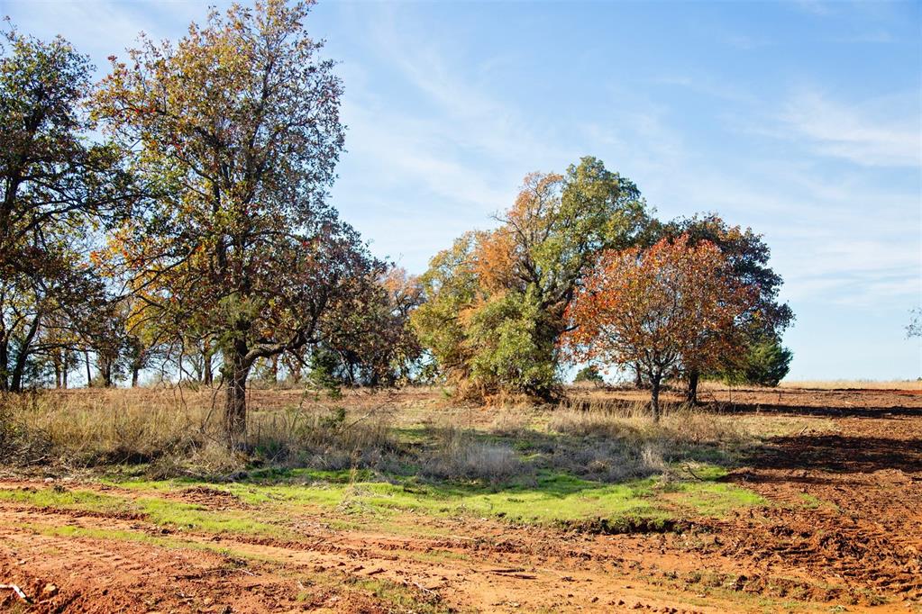 Photo 1 of 34 — 7700 Old Oak Trail, Guthrie, OK 73044