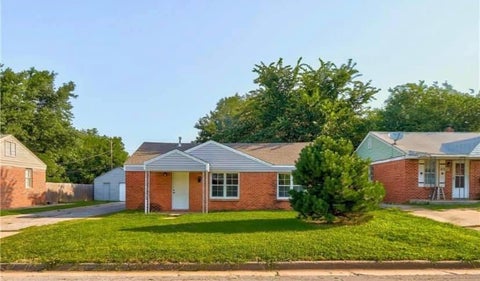 Photo of Oklahoma City, OK 73112 (MLS # 1245142)