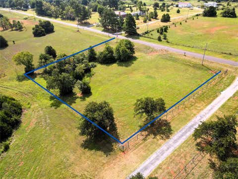Photo of 3185 NE 10th Street, Blanchard, OK 73010 (MLS # 1246191)