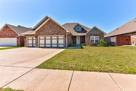 Photo of 2514 Birmingham Drive, Norman, OK 73071 (MLS # 1228777)