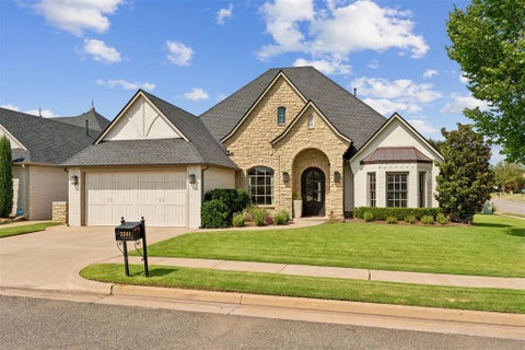 Photo of 3301 NW 167th Circle, Edmond, OK 73012 (MLS # 1243096)