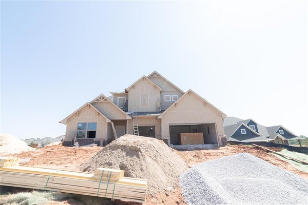 8132 MOUNTAIN OAK DR, EDMOND, OK 73034 - Image 138d49e9ae8a72abc61a97950bbd7b2c/4249545270