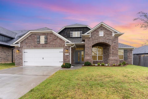 Photo of 10501 NW 33rd Street, Yukon, OK 73099 (MLS # 1236725)