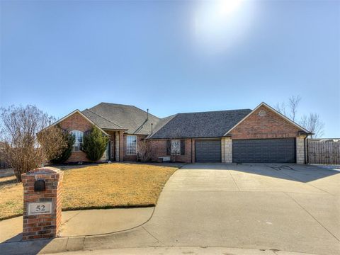 Photo of 52 NW Cypress Street, Piedmont, OK 73078 (MLS # 1206991)