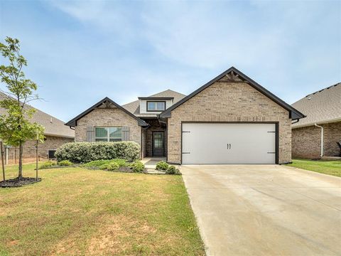 Photo of 8324 Lambert Way, Edmond, OK 73034 (MLS # 1235836)