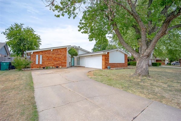 10312 FAIRFAX LN, YUKON, OK 73099 - Image 1543ec8478ec7d3bda7eaec2d200434e/1695993443