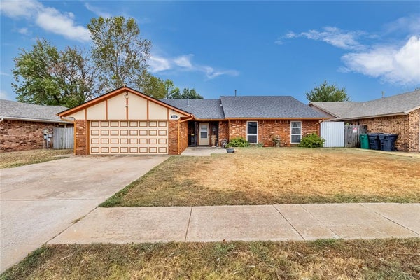3040 SW 129TH ST, OKLAHOMA CITY, OK 73170 - Image 15f39a29bfe209a0dbc1b830dc5eff98/449307572