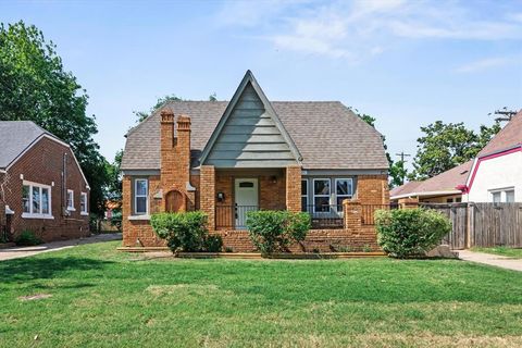 Photo of 2505 NW 22nd Street, Oklahoma City, OK 73107 (MLS # 1229556)