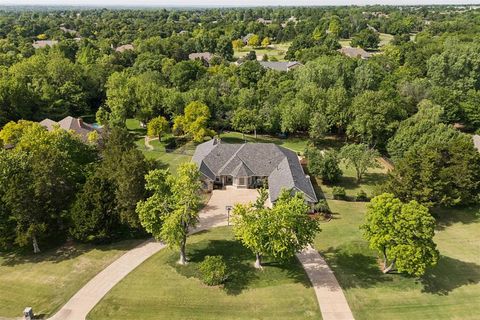 Photo of 2017 Shadow Lake Drive, Edmond, OK 73025 (MLS # 1226801)