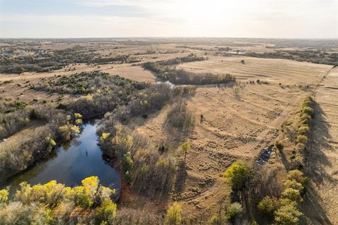 Photo of 914 S Highway 4, Blanchard, OK 73010 (MLS # 1195604)