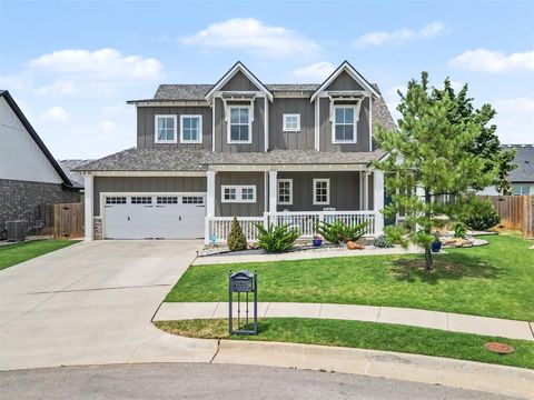Photo of 3709 Painted Brick Place, Edmond, OK 73034 (MLS # 1230538)
