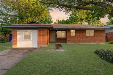 Photo of 337 Garrison Drive, Norman, OK 73069 (MLS # 1220086)