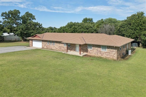 Photo of 2905 N Henney Road, Choctaw, OK 73020 (MLS # 1235206)