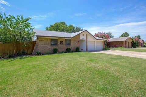 Photo of 600 Kay Hill Lane, Edmond, OK 73003 (MLS # 1241684)