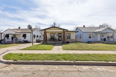 Photo of 1712 SW 14th Street, Oklahoma City, OK 73108 (MLS # 1219156)