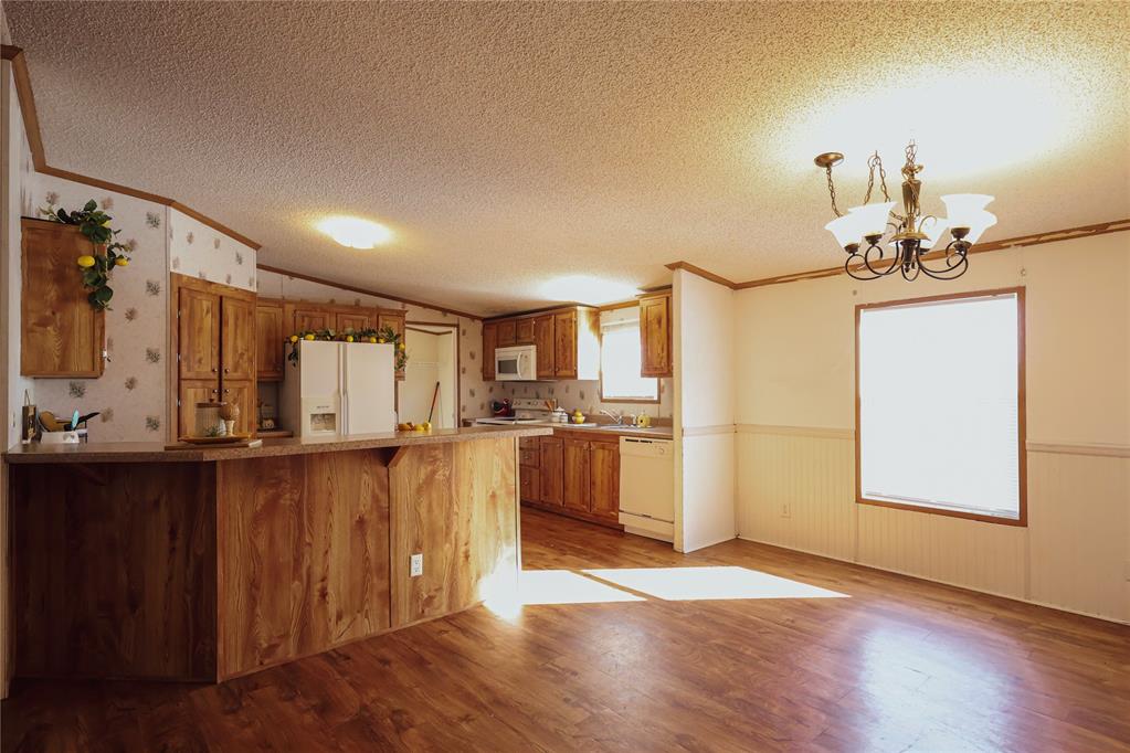 Shawnee, Oklahoma 74801, United States, 3 Bedrooms Bedrooms, ,2 BathroomsBathrooms,Residential,Active,236628