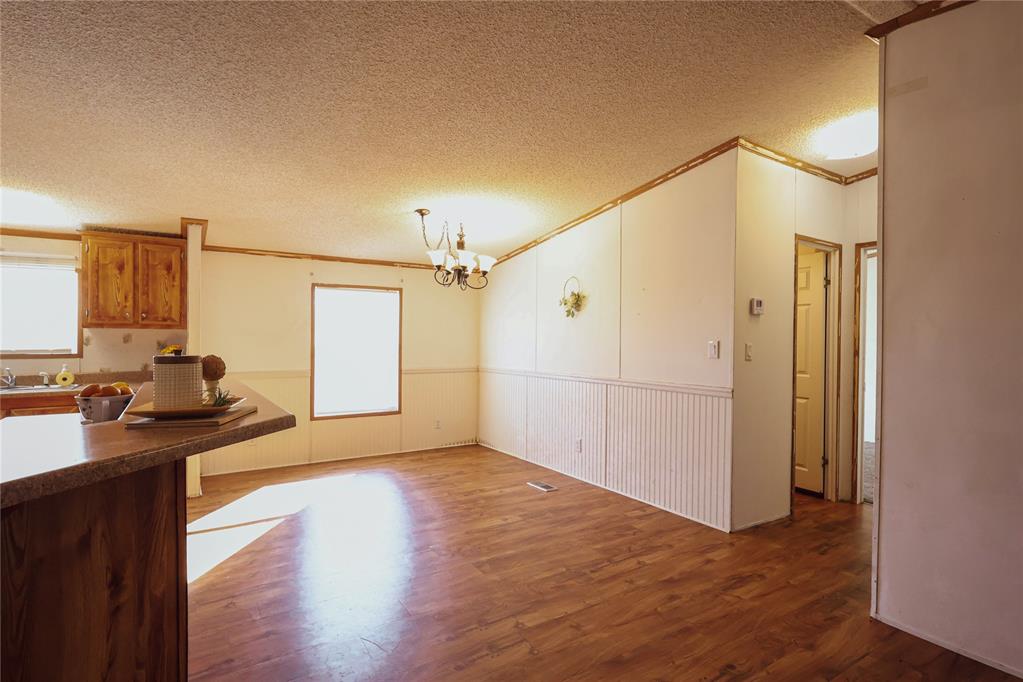 Shawnee, Oklahoma 74801, United States, 3 Bedrooms Bedrooms, ,2 BathroomsBathrooms,Residential,Active,236628