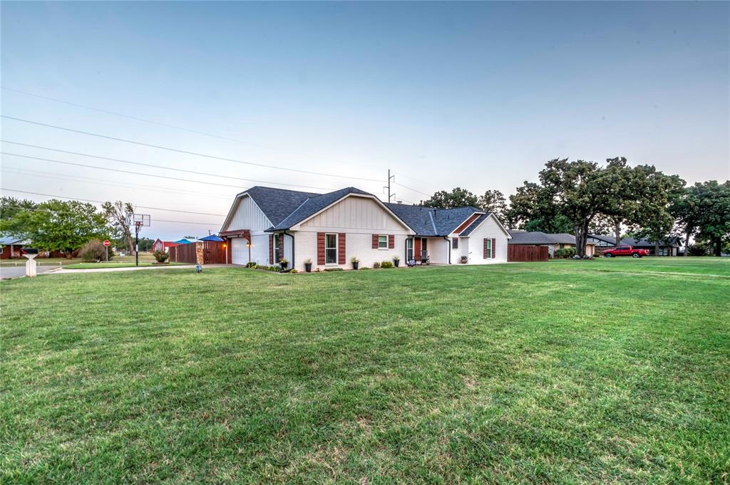 Photo 1 of 41 — 112 Clador Drive, Chandler, OK 74834