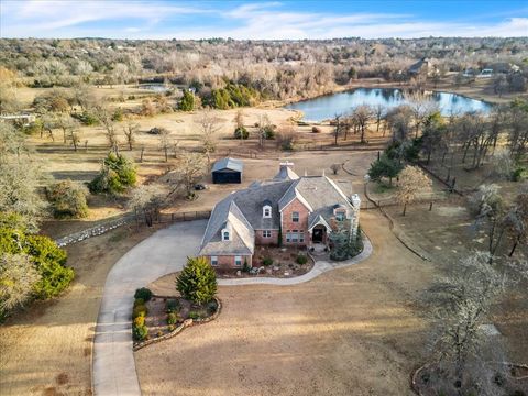 Photo of 180 Misty Morning Drive, Choctaw, OK 73020 (MLS # 1206520)