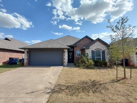 Photo of 3420 NW 161st Street, Edmond, OK 73013 (MLS # 1246779)
