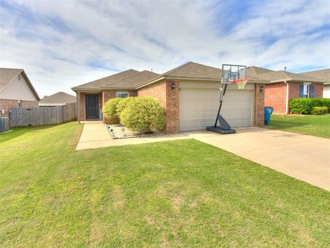 Photo of 420 NE 19th Place, Newcastle, OK 73065 (MLS # 1226203)