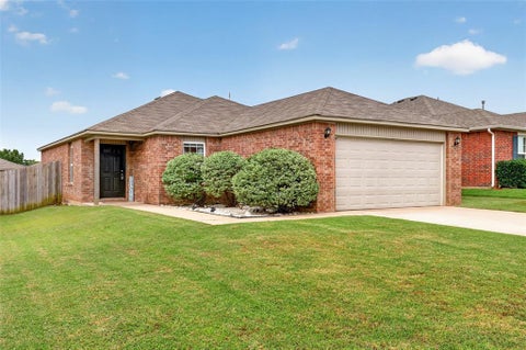 Photo of 420 NE 19th Place, Newcastle, OK 73065 (MLS # 1226203)