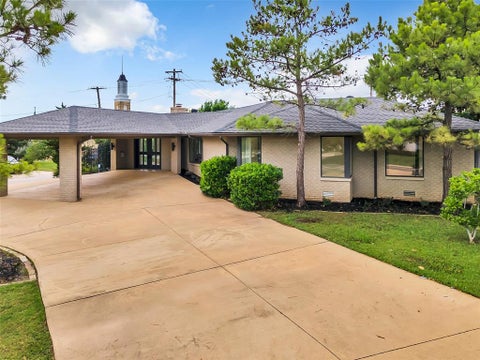Photo of 6601 Avondale Drive, Nichols Hills, OK 73116 (MLS # 1233501)