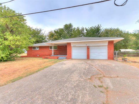 Photo of 14957 Gilbert Street, Choctaw, OK 73020 (MLS # 1245389)