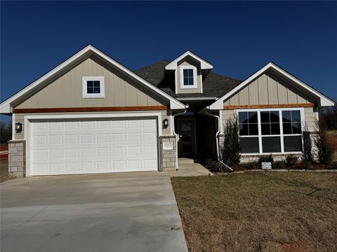 Photo of 1312 Lighthorsemen Way, Choctaw, OK 73020 (MLS # 1221803)