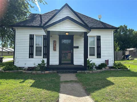 Photo of 1420 S Jensen Avenue, El Reno, OK 73036 (MLS # 1236357)