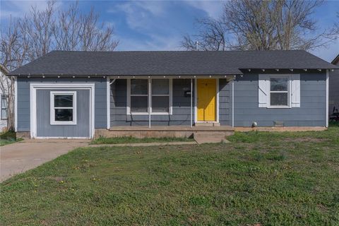Photo of 1021 S Holly Lane, Oklahoma City, OK 73110 (MLS # 1219305)