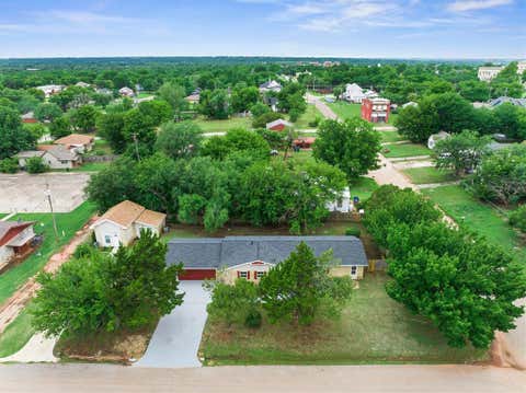 Photo of 1223 E Vilas Avenue, Guthrie, OK 73044 (MLS # 1232321)