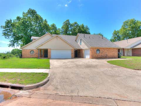Photo of 2808 Shoreridge Avenue #2810, Norman, OK 73072 (MLS # 1233608)
