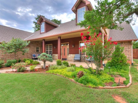 Photo of 2116 Bates Way, Norman, OK 73071 (MLS # 1242394)