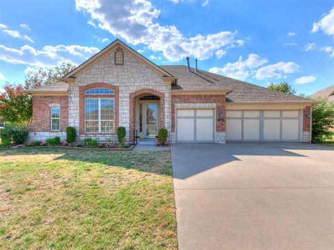 Photo of 4100 Queensbury Court, Norman, OK 73072 (MLS # 1250301)