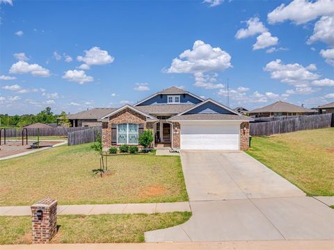 Photo of 333 Emmy Jean Drive, Blanchard, OK 73010 (MLS # 1218525)