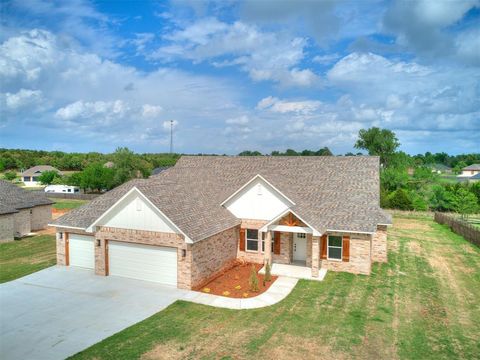Photo of 11500 White Tail Ridge, Guthrie, OK 73044 (MLS # 1219276)