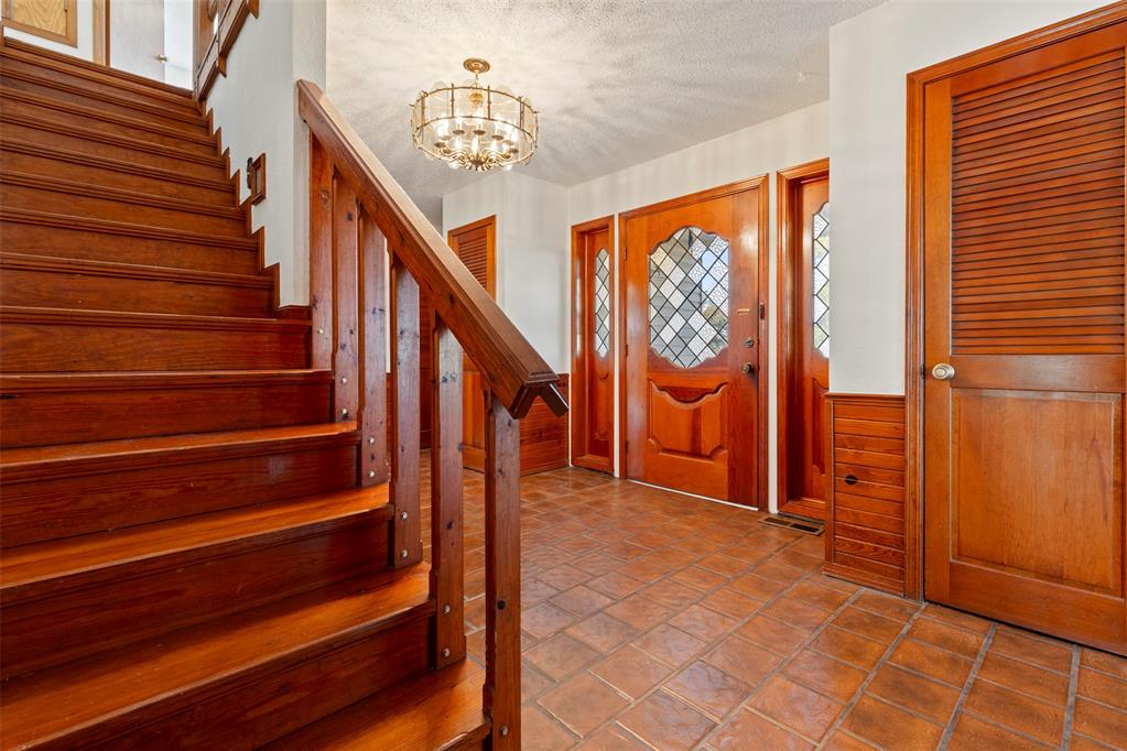 Shawnee, Oklahoma 74801, United States, 3 Bedrooms Bedrooms, ,3 BathroomsBathrooms,Residential,Active,239852